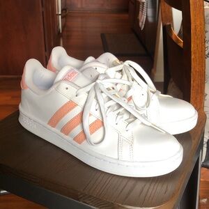 Adidas Women's White and Peach Sneakers, Size 8, Cloudfoam Comfort